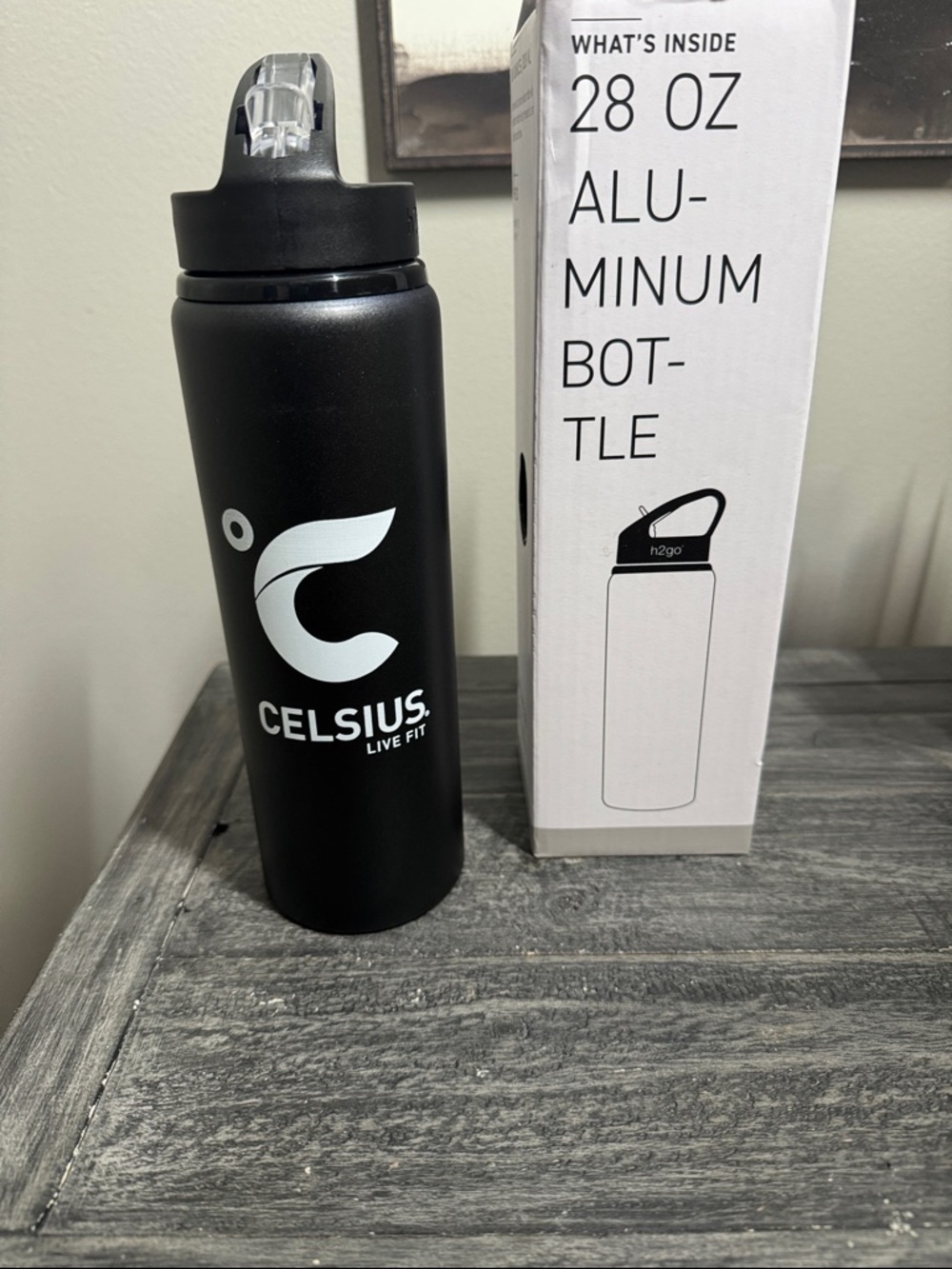 Celsius live  Fit Black Aluminum Water Bottle - 28 oz